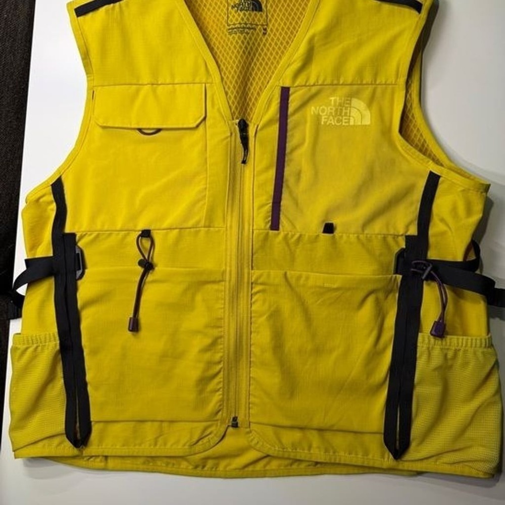 The North Face Class V Utility Vest Silt Yellow Gorpcore Hiking Size Medium - Picture 2 of 16